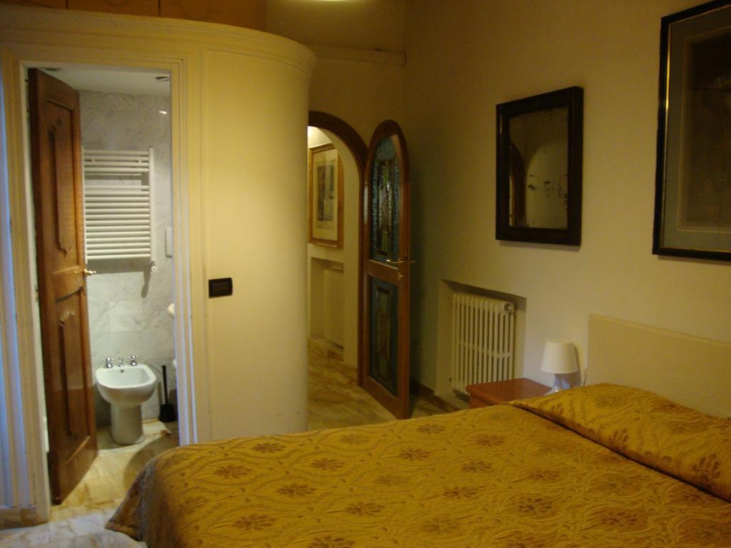 Cecilia Suites Roma Cameră foto