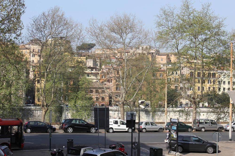 Cecilia Suites Roma Exterior foto